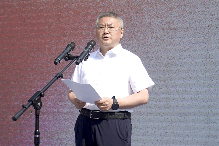 7.四川美术学院党委书记唐青阳致辞.jpg 7.四川美术学院党委书记唐青阳致辞.jpg